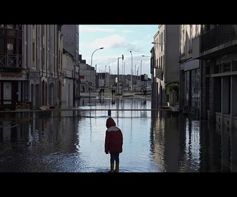 Replay La tempête Nils balaie la côte atlantique française, dégâts sur bateaux et arbres déracinés