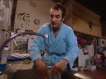 Replay Un gars, une fille - S5E46 - Hébergés chez la belle-mère (3)