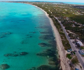 Replay Un jour ailleurs - Oman / Îles Turks et Caïques / Yucatan