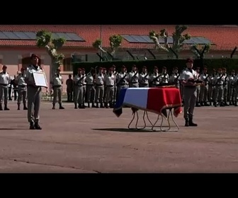 Replay France rend hommage national au soldat tué au Liban