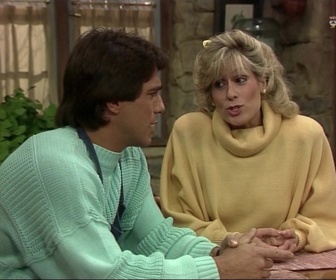 Replay Madame est servie - S03 E18 - Un coup nouveau venu d'ailleurs