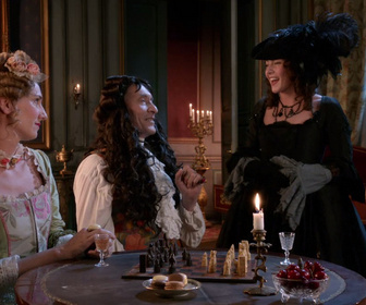 Replay La petite histoire de France - Robe de deuil / Signature / Un bon regard