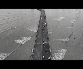Replay Des vagues de tsunami atteignent le Japon et Hawaï après un séisme de 8,8 au large de la Russie