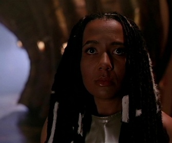 Replay Farscape - S04 E14 - Absorbtion Spirituelle