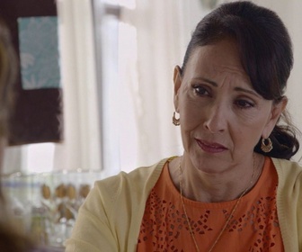 Replay Les trois visages d'Ana - S01 E81