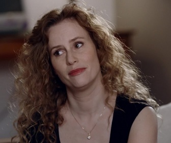 Replay C'est la crise ! - S01 E14 - Les copines de mon père