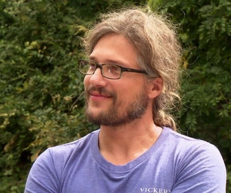 Replay Tiny House Nation - S04 E05