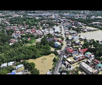 Replay Scènes de destruction après le passage du super typhon Fung-wong aux Philippines