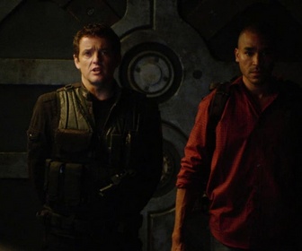Replay Stargate universe - S1 E20 - Pris d'assaut (2/2)