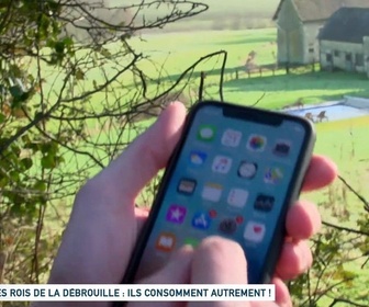 Replay Un jour, un doc - Les rois de la débrouille : ils consomment autrement ! (2/2)