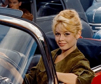 Replay Une Parisienne