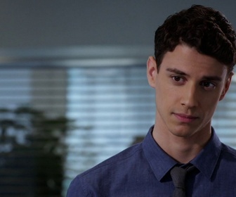 Replay Retour à Cedar Cove - S03 E12 - Apprendre à se connaître - Partie 2