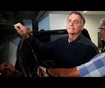 Replay Un juge brésilien assigne à résidence l'ancien président Jair Bolsonaro