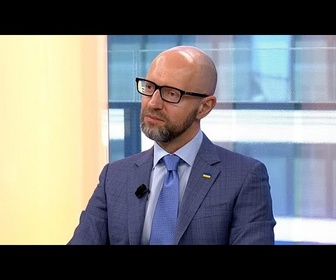 Replay Poutine tentera de recruter tout émissaire envoyé aux pourparlers, selon Arseni Iatseniouk