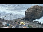 Replay Trois tués et au moins 15 blessés à Tenerife après des vagues géantes