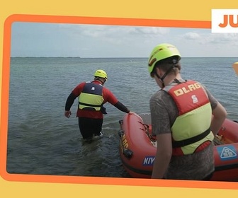 Replay Mission : Surveiller la plage - ARTE Junior, le mag