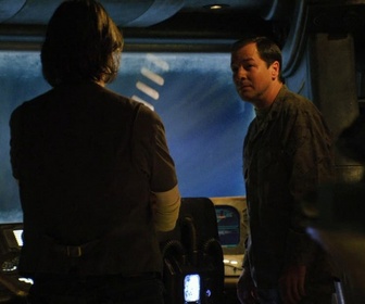 Replay Stargate universe - S2 E13 - De part et d'autre