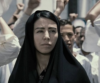 Replay Women without Men