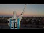 Replay Statue géante de Messi rend hommage au héros de la Coupe du monde argentine