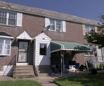 Replay Sell This House - S10 E15