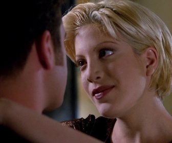 Replay Beverly Hills, 90210 - S05 E20 - Le coeur a ses raisons
