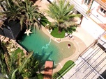 Replay Piscines de rêve - S1E3 - Une oasis à la maison