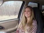Replay Tiny House Hunting - S04 E01