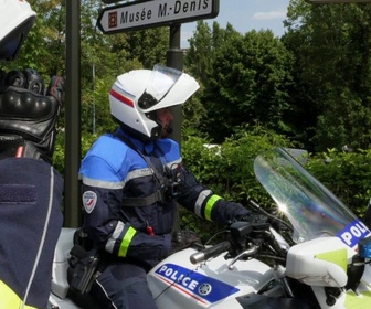 Replay Appels d'urgence - Motards de la police : formation extrême pour missions à hauts risques