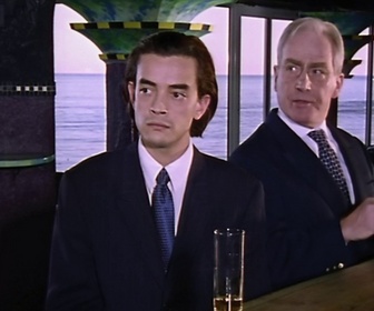 Replay Sous le soleil - S02 E23 - Raison et sentiment