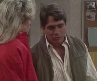 Replay Madame est servie - S04 E05 - Le choix