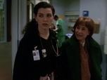 Replay Urgences - S4E11 - Mains froides, coeur chaud