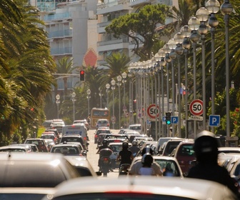 Embouteillages, parkings : dans l'enfer de la route replay
