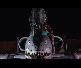 Replay Syrie : les États-Unis frappent 70 cibles de Daech après l'attaque contre des soldats américains