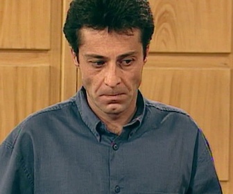 Replay Premiers baisers - S03 E32 - L'homme à l'harmonica