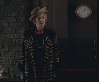 Replay Downton Abbey - S6 E2 - Le piège des émotions