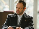 Replay Elementary - S2 E21 - Un drone de moustique...