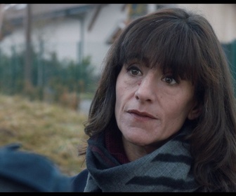 Replay Le tueur du lac - S01 E07 - Episode 7