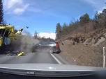 Replay Dangers sur la route - S1E1 - Camions, pluie, piétons : les pires accidents de la route