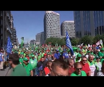 Replay Belgique : la grève générale contre la réforme des retraites provoque le chaos dans les transports