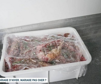 Replay Un jour, un doc - Mariage d'hiver, mariage pas cher ? (2/2)