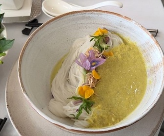 Replay Cambodge : le num banh chock - Voyage en cuisine