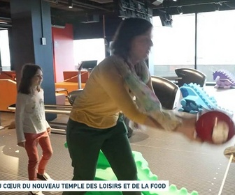 Replay Un jour, un doc - Au cœur du nouveau temple des loisirs et de la food