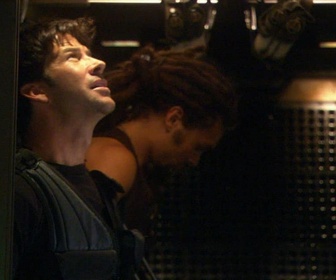 Replay Stargate Atlantis - S3 E11 - Exil forcé (2/2)