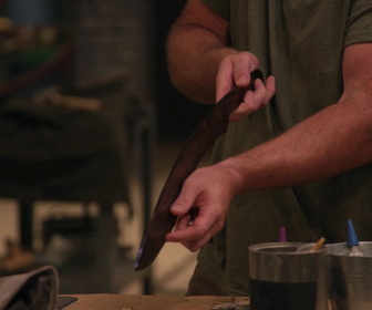 Replay Le meilleur forgeron - S8E45 - Vaincre l'invincible : premier round