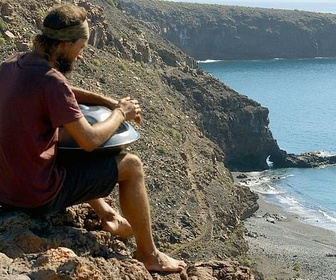 Replay Tout quitter pour vivre sur l'île de La Gomera - ARTE Regards