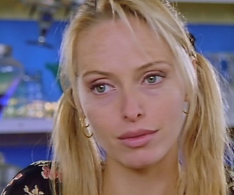 Replay Sous le soleil - S02 E19 - L'amour à risque