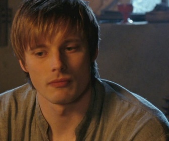 Replay Merlin - S2 E2 - Un assassin pour Arthur