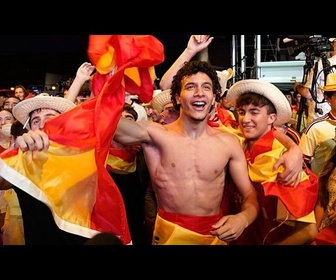 Replay Les supporters espagnols fêtent la qualification en demies après la victoire contre la Belgique