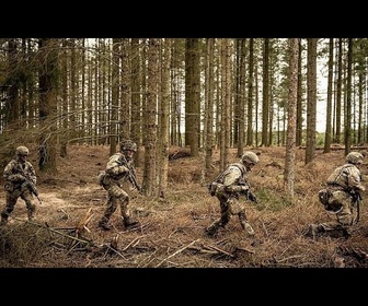 Replay Dans quels pays européens les femmes doivent-elles accomplir leur service militaire ?