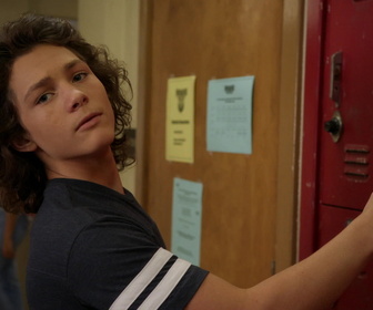 Replay Young Sheldon - S2E11 - Une race de surhumains et une lettre à Alf